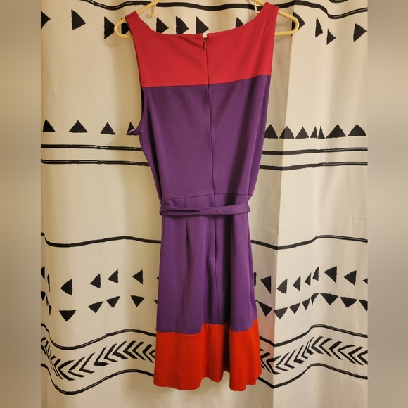 Elle Pink, Purple, and Red Block Dress ๐๐ป ๐ - Picture 2 of 4